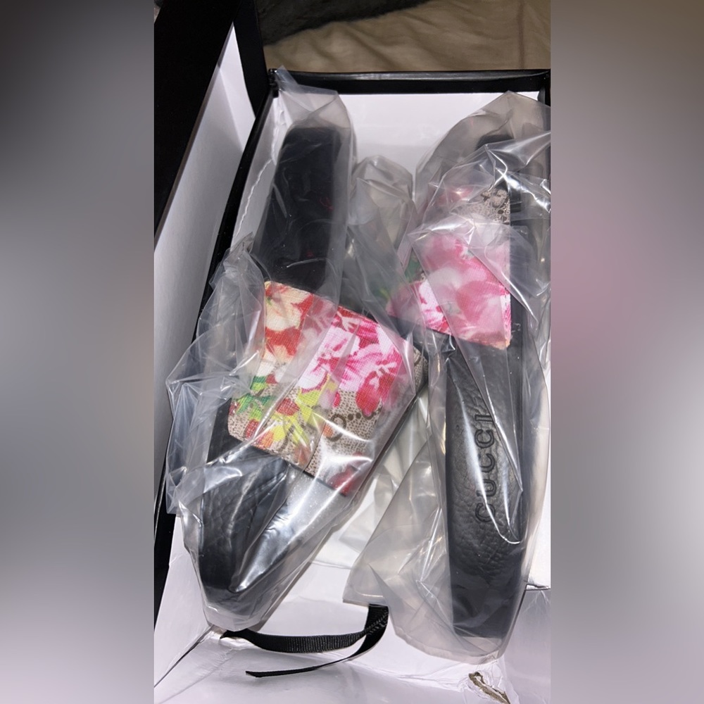 Gucci slides authentic